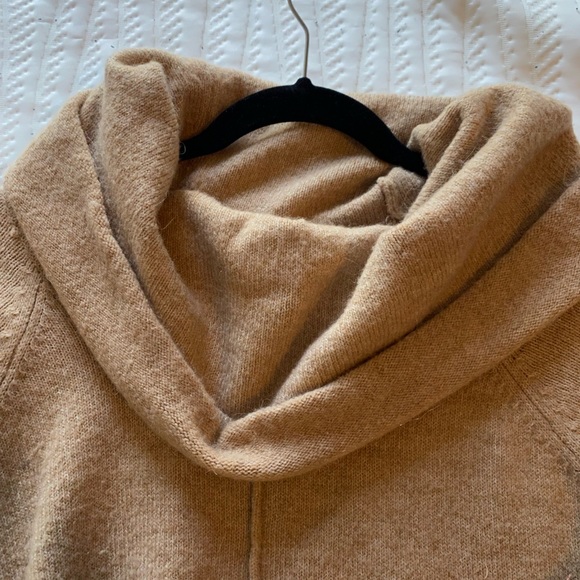 For Thee sweater - Picture 4 of 7